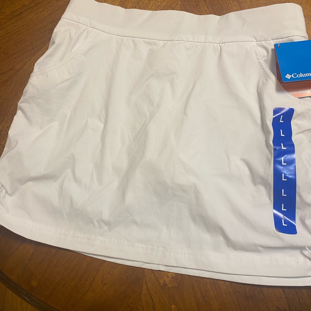 NWT Columbia Omni-Shade White Skort